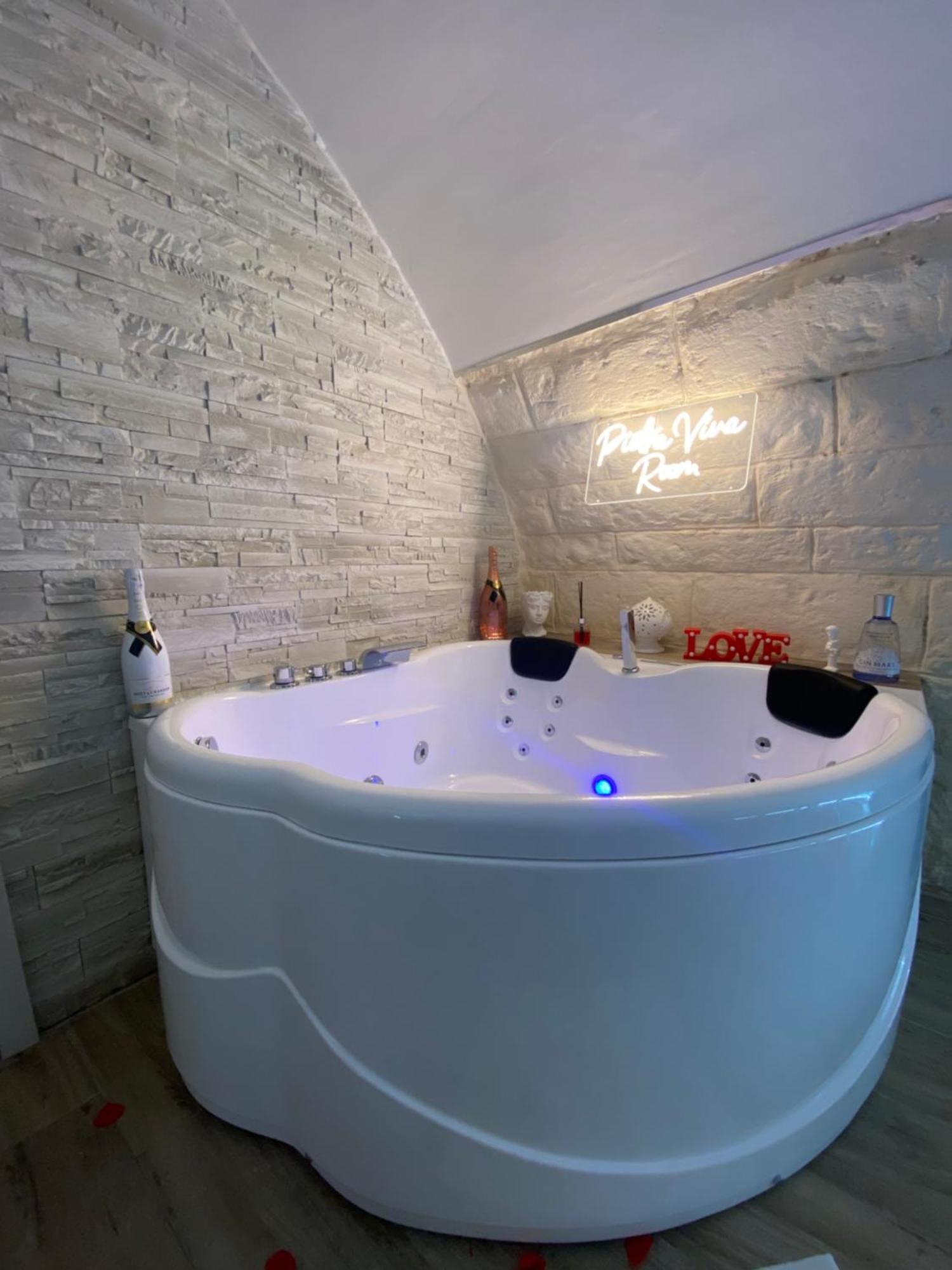 Pietra Viva Room Бари Экстерьер фото